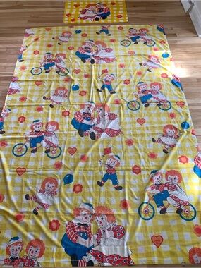 Vintage Raggedy Ann & Andy Yellow Check Sheet Full Set